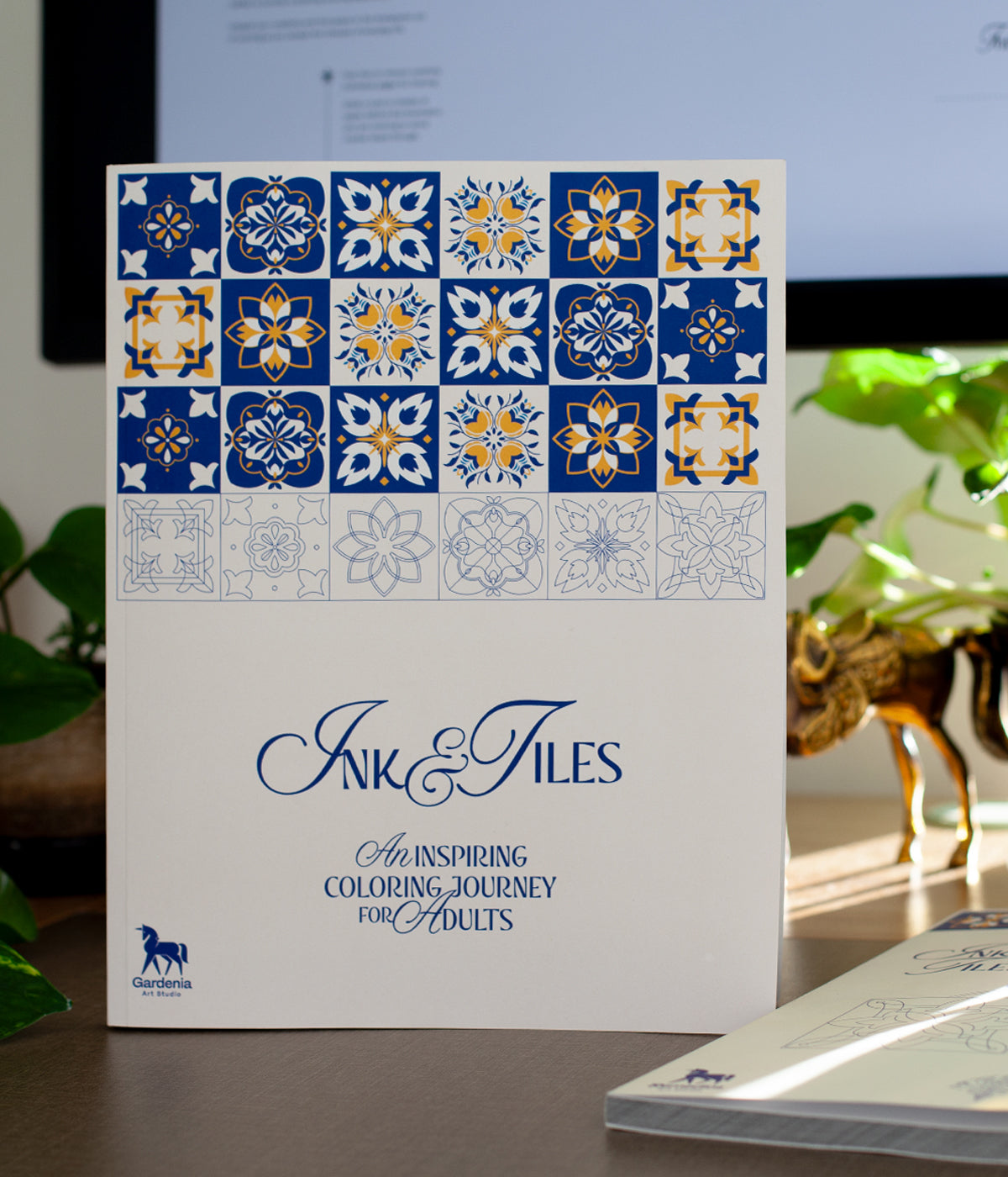 Libro para Colorear "Ink & Tiles"